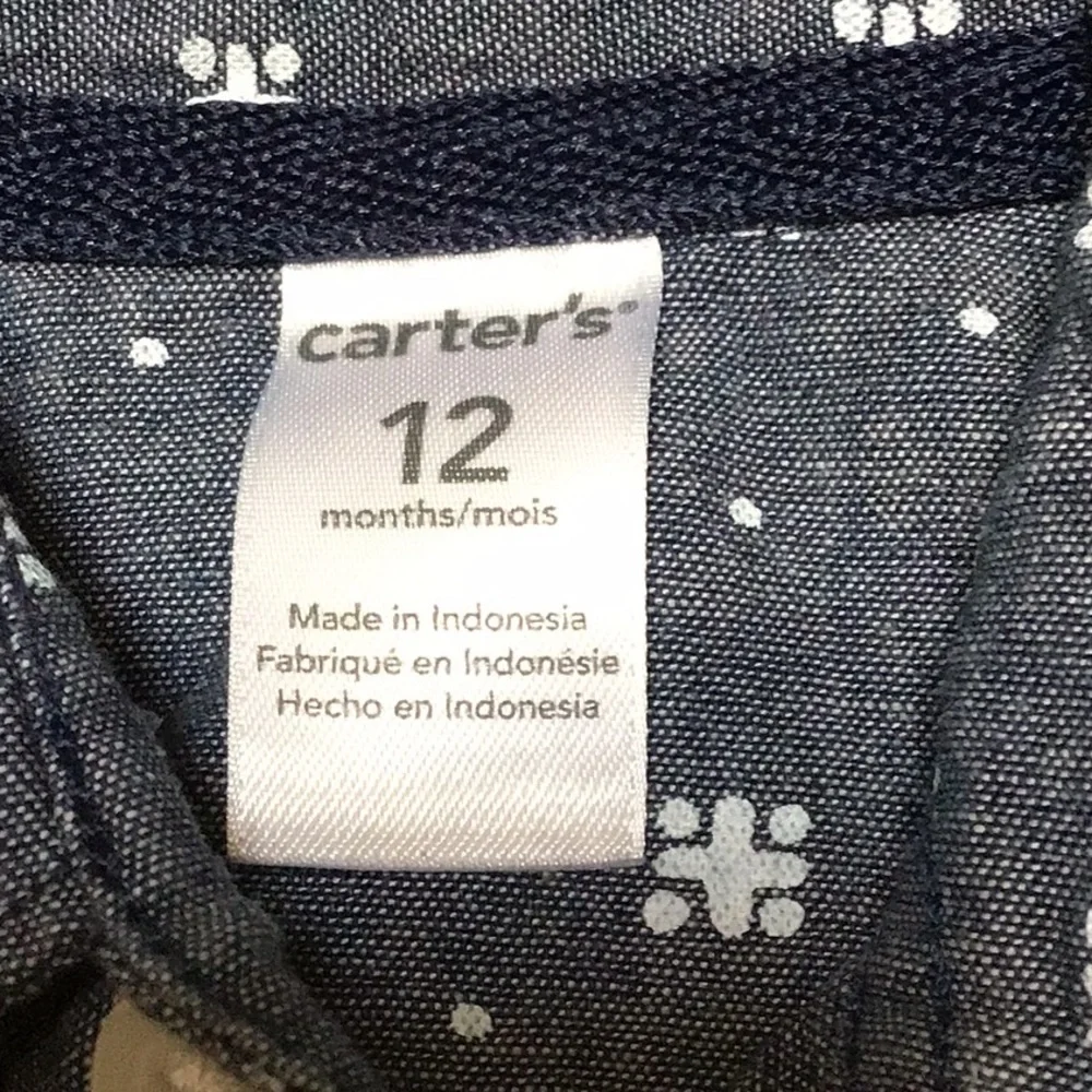 Carter’s Bundle‎ of 2 Button Down Shirts and Khaki Pull On Shorts 12 Months
